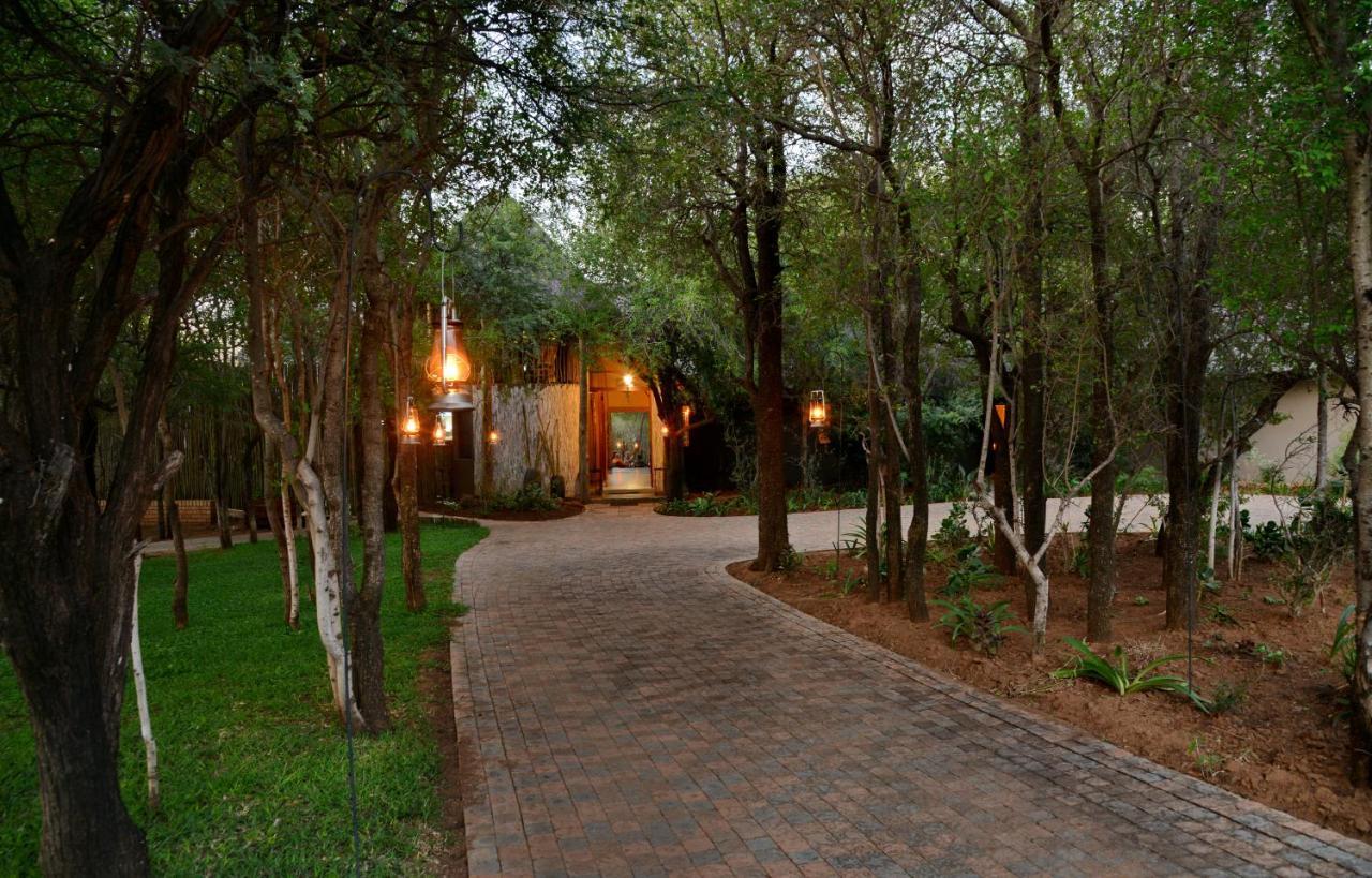 Tambuti Lodge Pilanesberg Exterior photo
