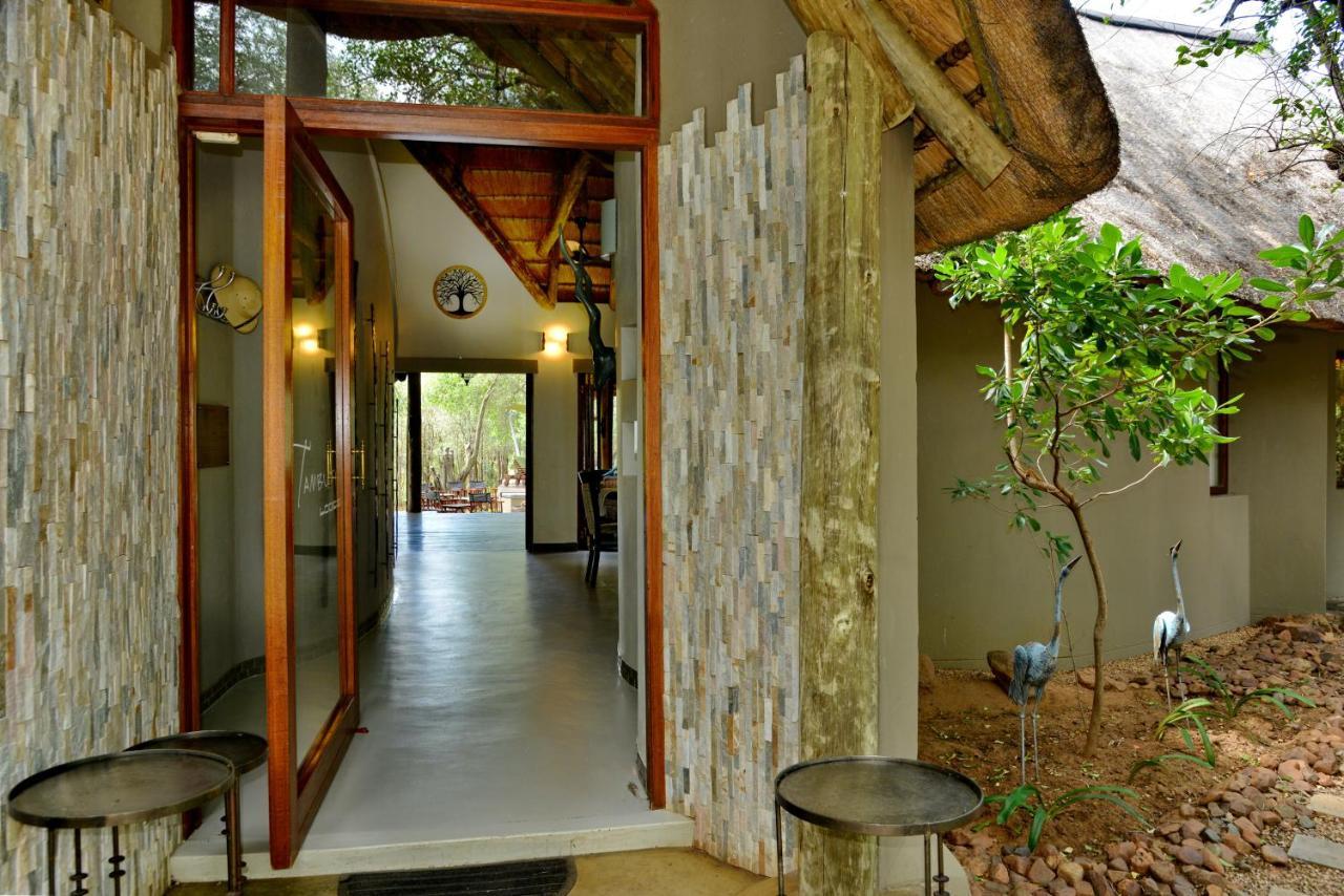 Tambuti Lodge Pilanesberg Exterior photo
